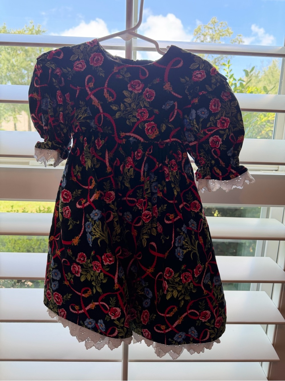 Neiman Marcus Bernadette Biscotti floral vintage dress